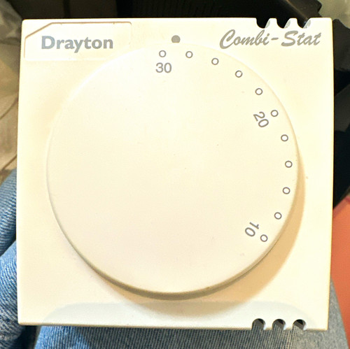 Drayton combi stat room - combi-stat,